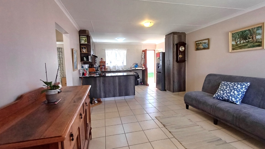 2 Bedroom Property for Sale in Hartenbos Central Western Cape